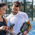 Comment trouver un coach padel près de chez soi grâce à un annuaire